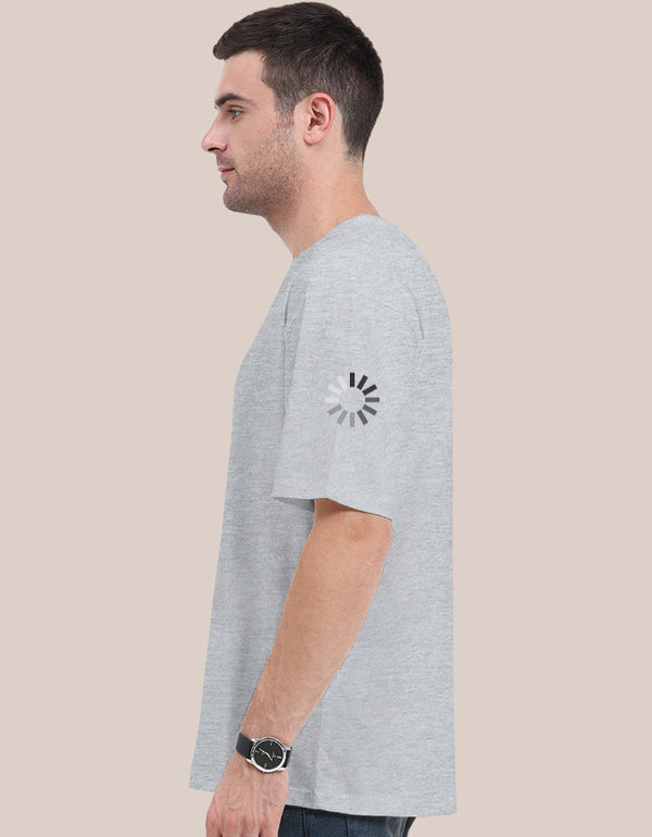 Stand out with this witty buffering symbol graphic tee on the shoulder. It's the perfect way to silently communicate your 